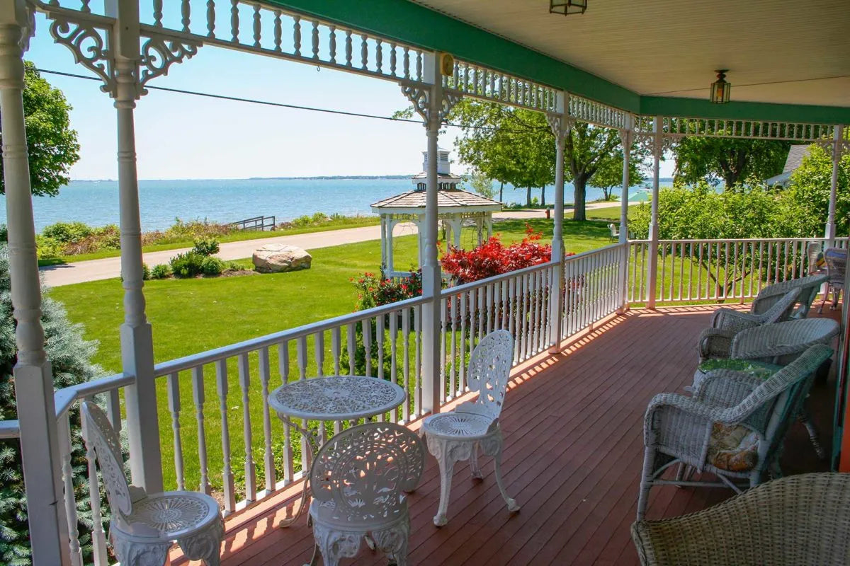 Water’s Edge Retreat